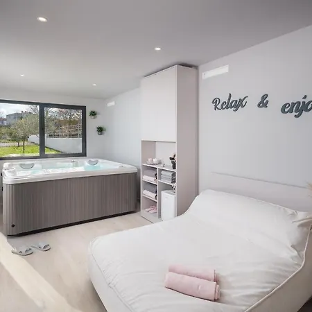 Romantica Wellness & Spa Labin (Istria)