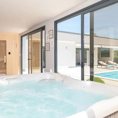 Holiday home Romantica Wellness & Spa *