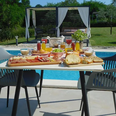 Romantica Wellness & Spa Holiday home *