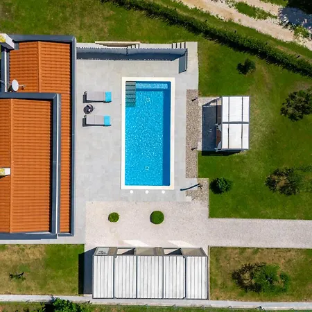 Romantica Wellness & Spa Nyaraló Labin
